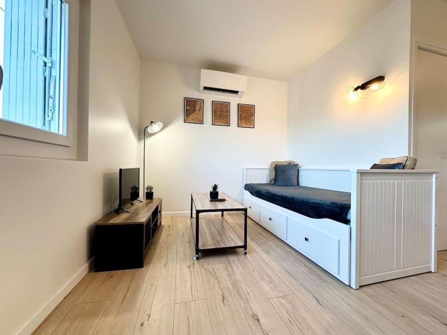 Ferienwohnung Le Clemenceau - Parking Prive - Fibre & Clim Mont-de-Marsan Exterior foto